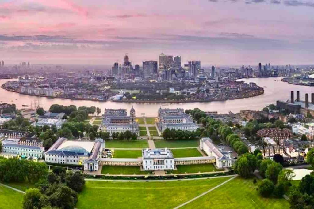 Greenwich Luxury View Apartment London Bagian luar foto